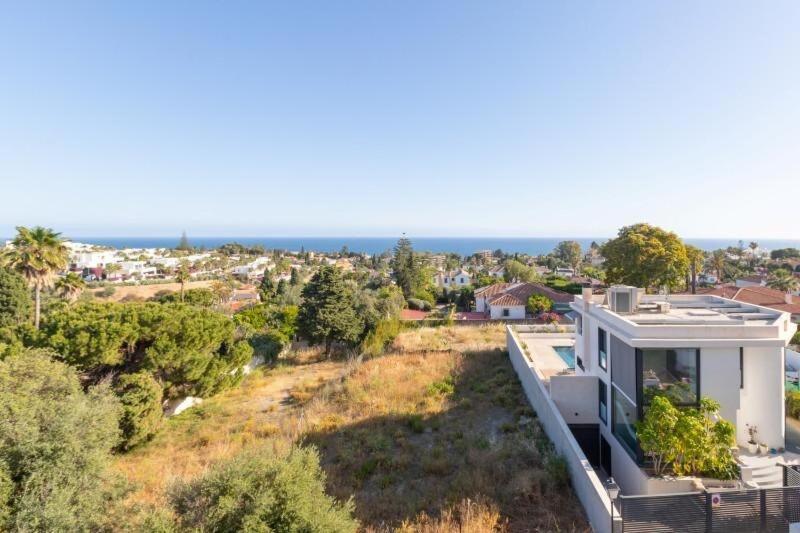 An With An Ocean View